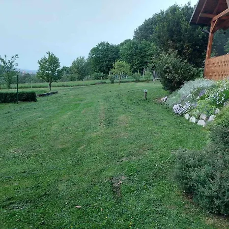 Family House Miraj בית נופש Krška Vas